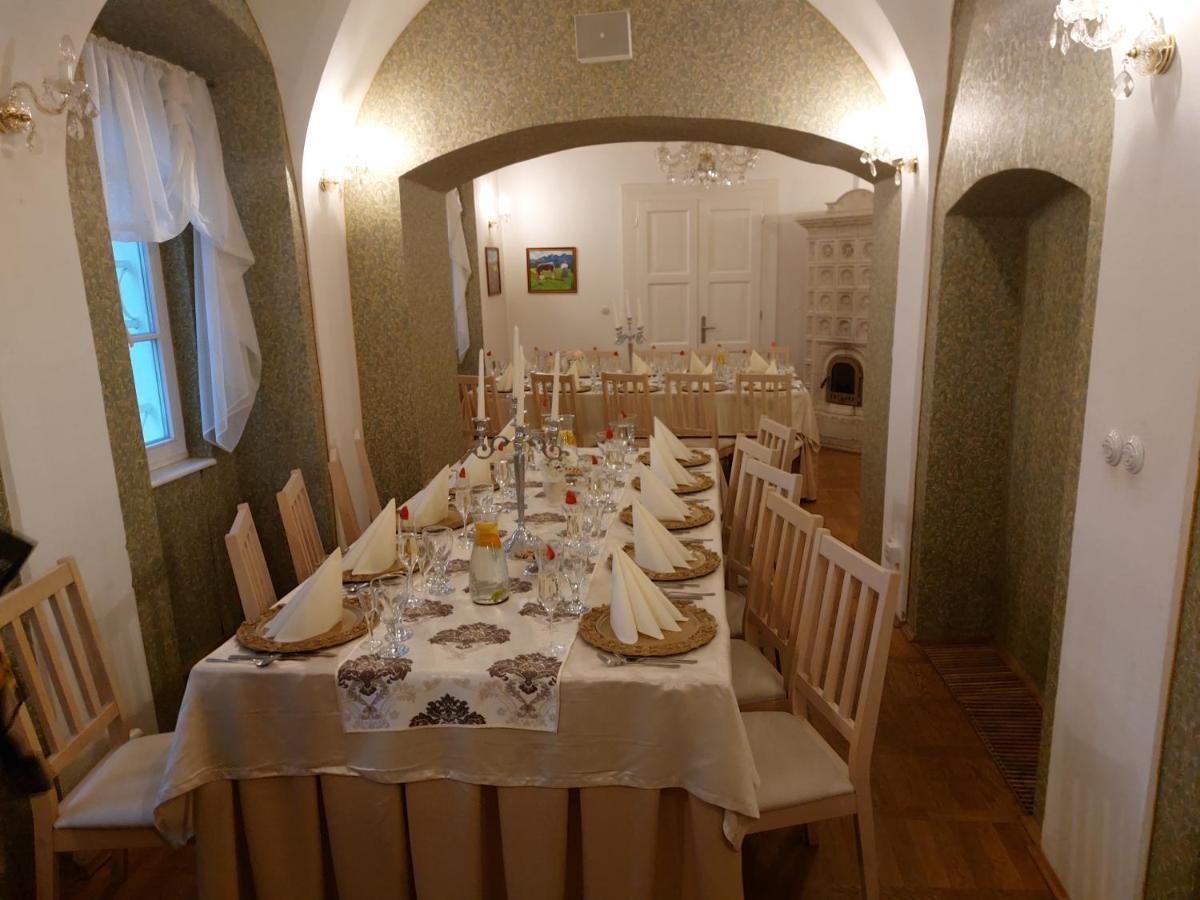Majerovsky Kastiel Hotel Vranov nad Toplou Buitenkant foto