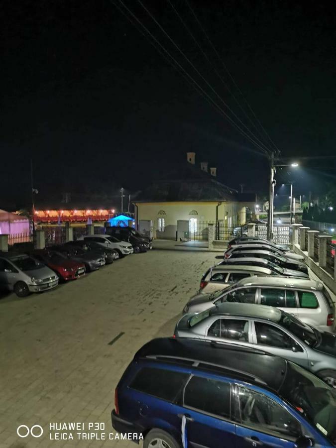 Majerovsky Kastiel Hotel Vranov nad Toplou Buitenkant foto